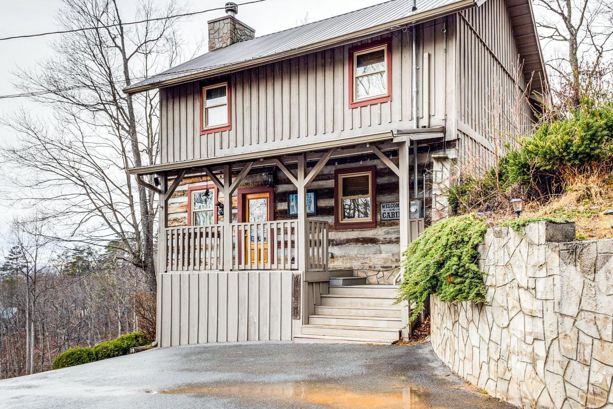Spacious Gatlinburg Cabin With Hot Tub And Game Room! מראה חיצוני תמונה