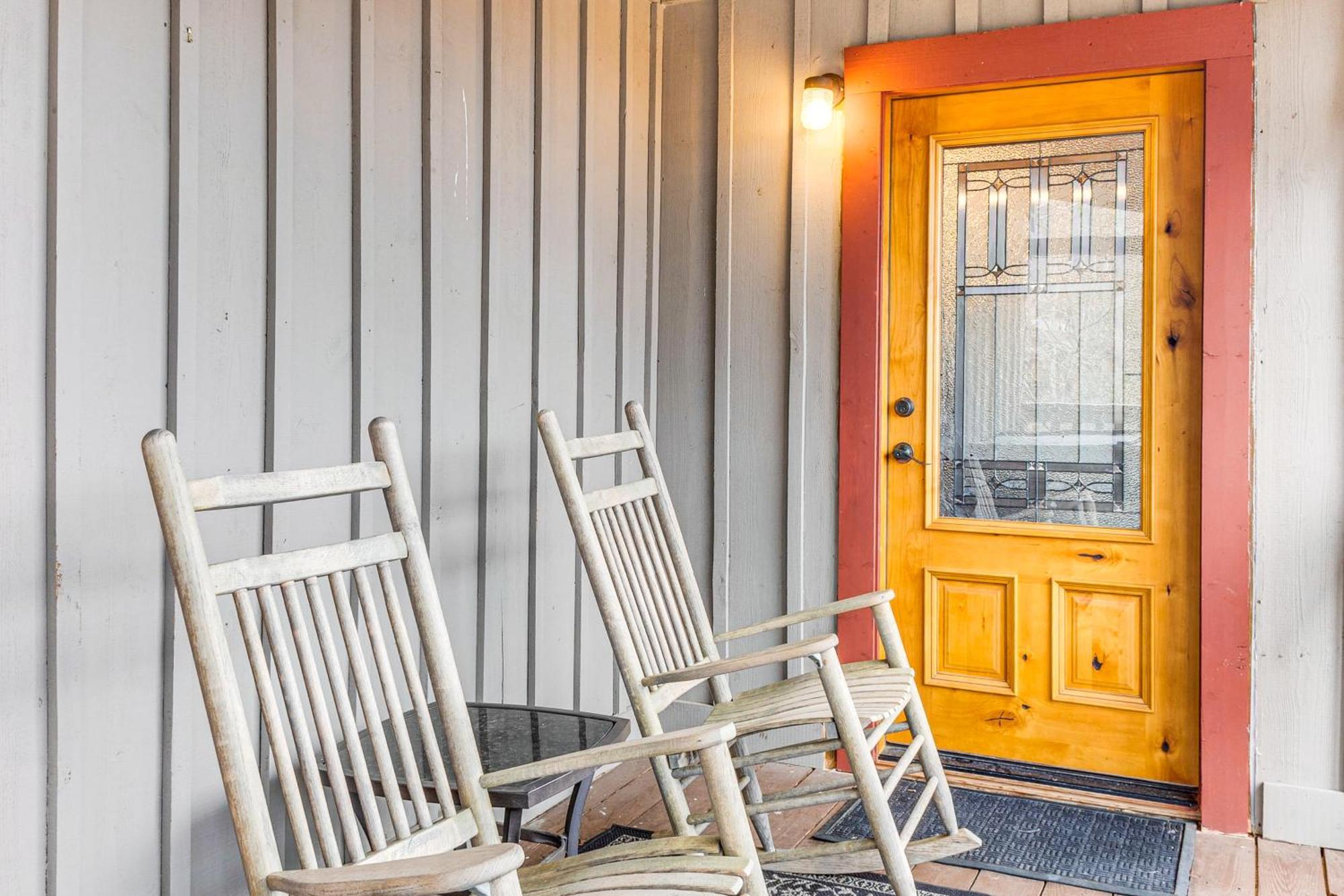 Spacious Gatlinburg Cabin With Hot Tub And Game Room! מראה חיצוני תמונה