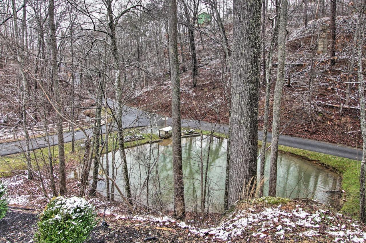 Spacious Gatlinburg Cabin With Hot Tub And Game Room! מראה חיצוני תמונה